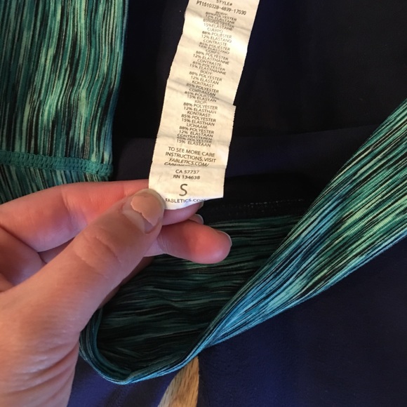 Fabletics Navy Blue Zipper Legging 7/8 26” inseam - Picture 3 of 4